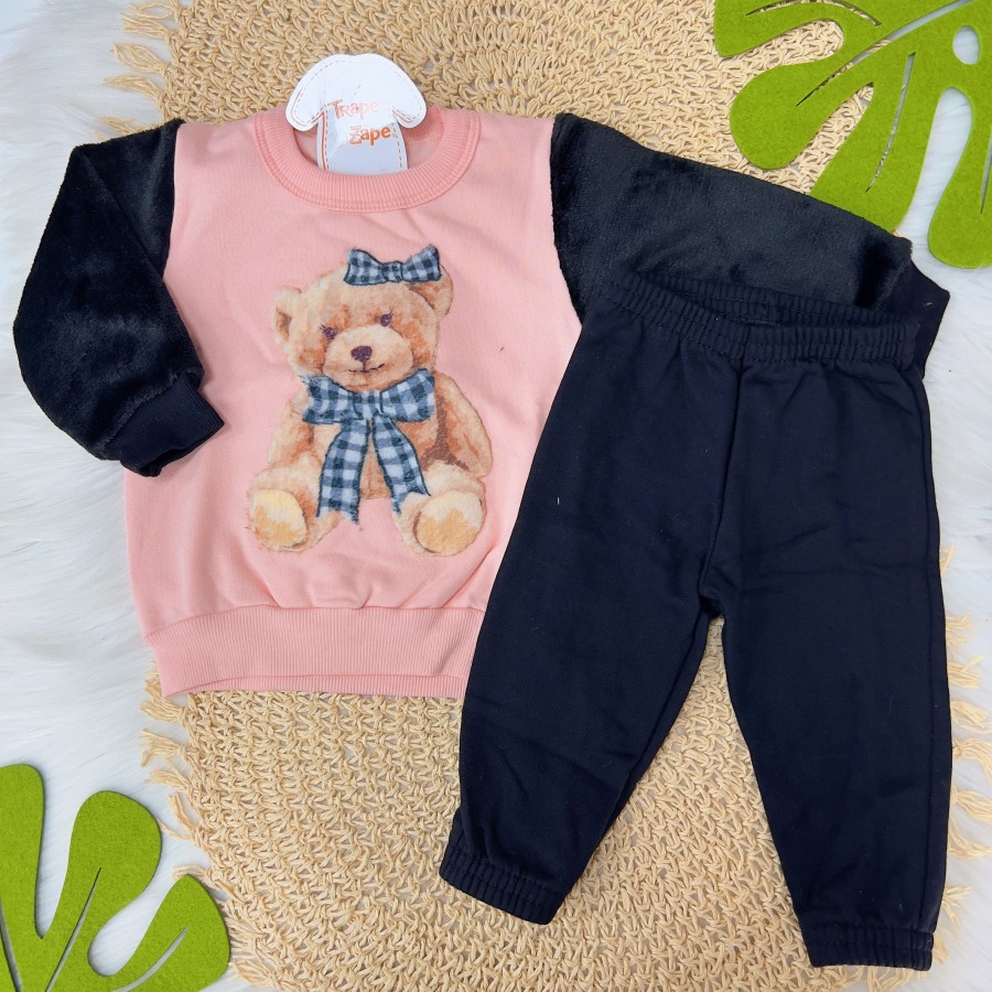 Blusa Ursinha com Manga Longa em Pelinho e Calça em Moletinho - Preto e Rosê